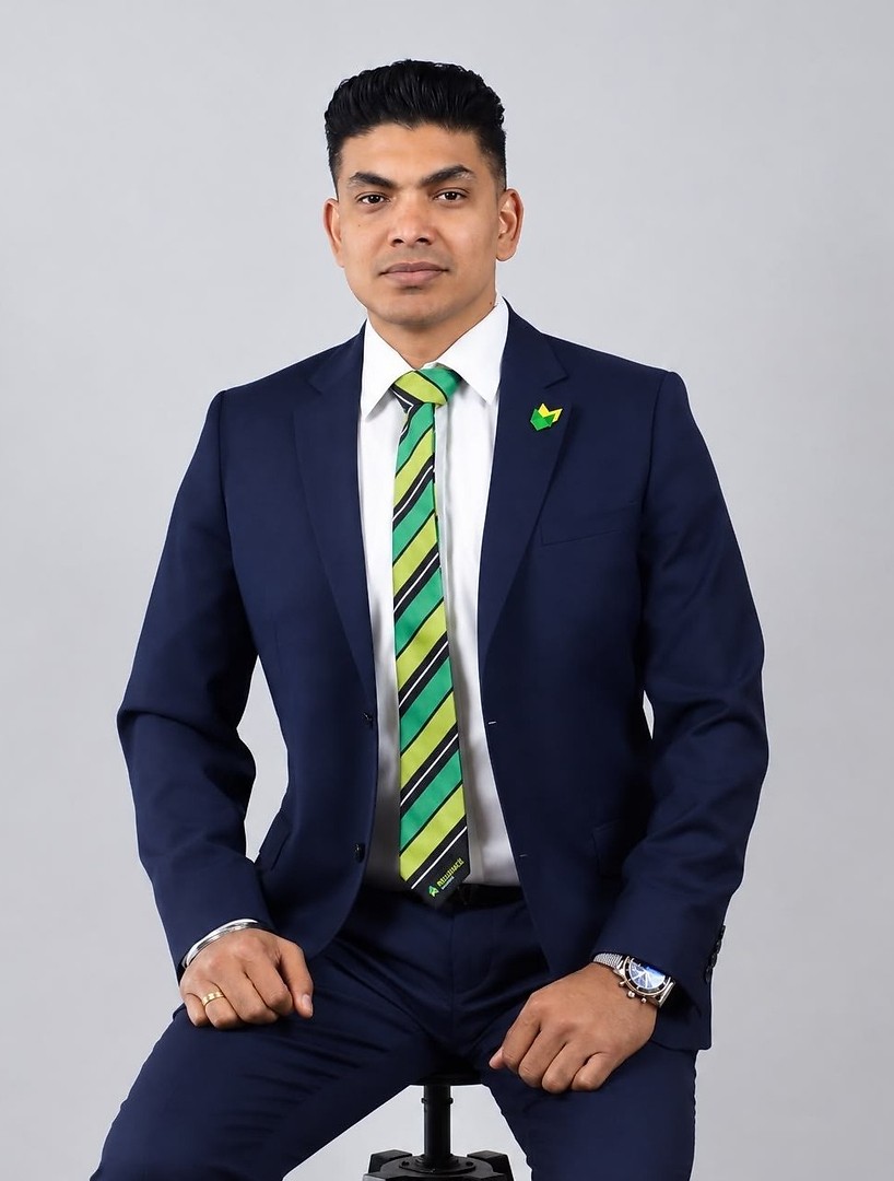 Balwindr Lali, Commercial Property Consultant at 